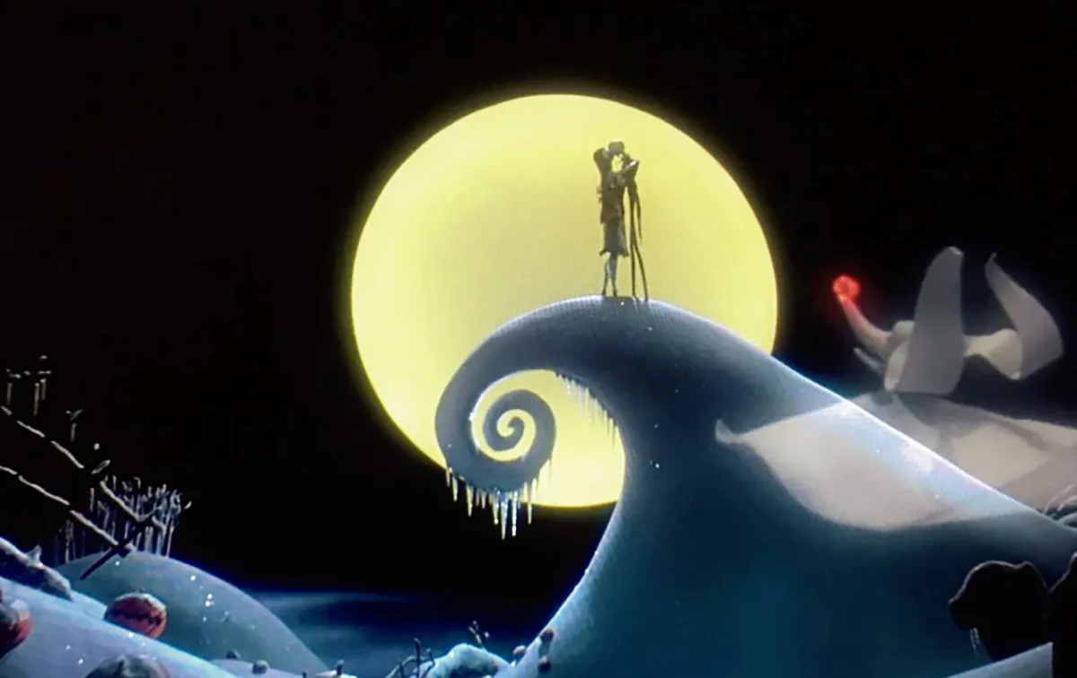 Jack and Sally together kissing in Nightmare Before Christmas
