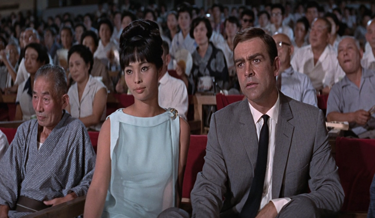Akiko Wakabayashi and Sean Connery in 'You Only Live Twice'