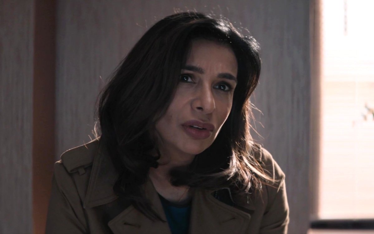 Shobna Gulati as Najia Khan (BBC)