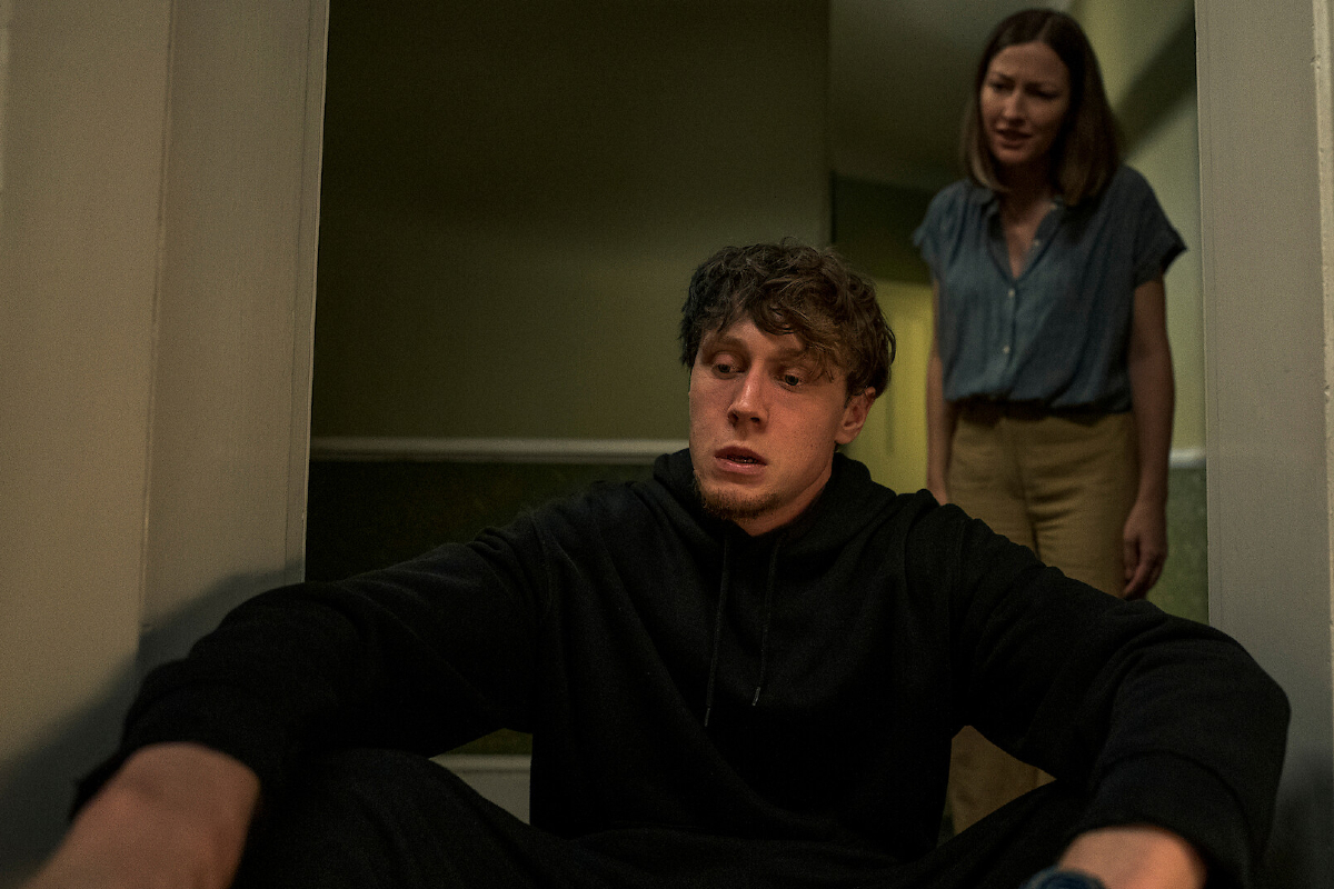 George MacKay and Kelly Macdonald in 'I Came By'