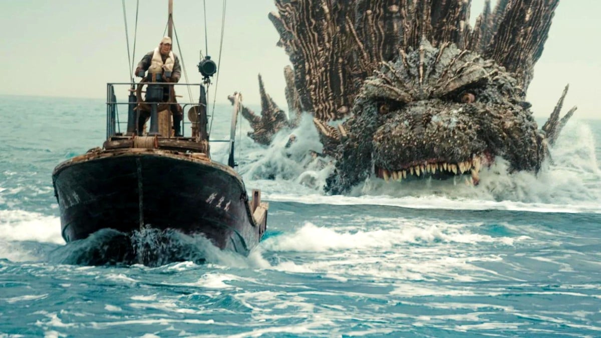 Godzilla chasing a boat in Godzilla Minus One