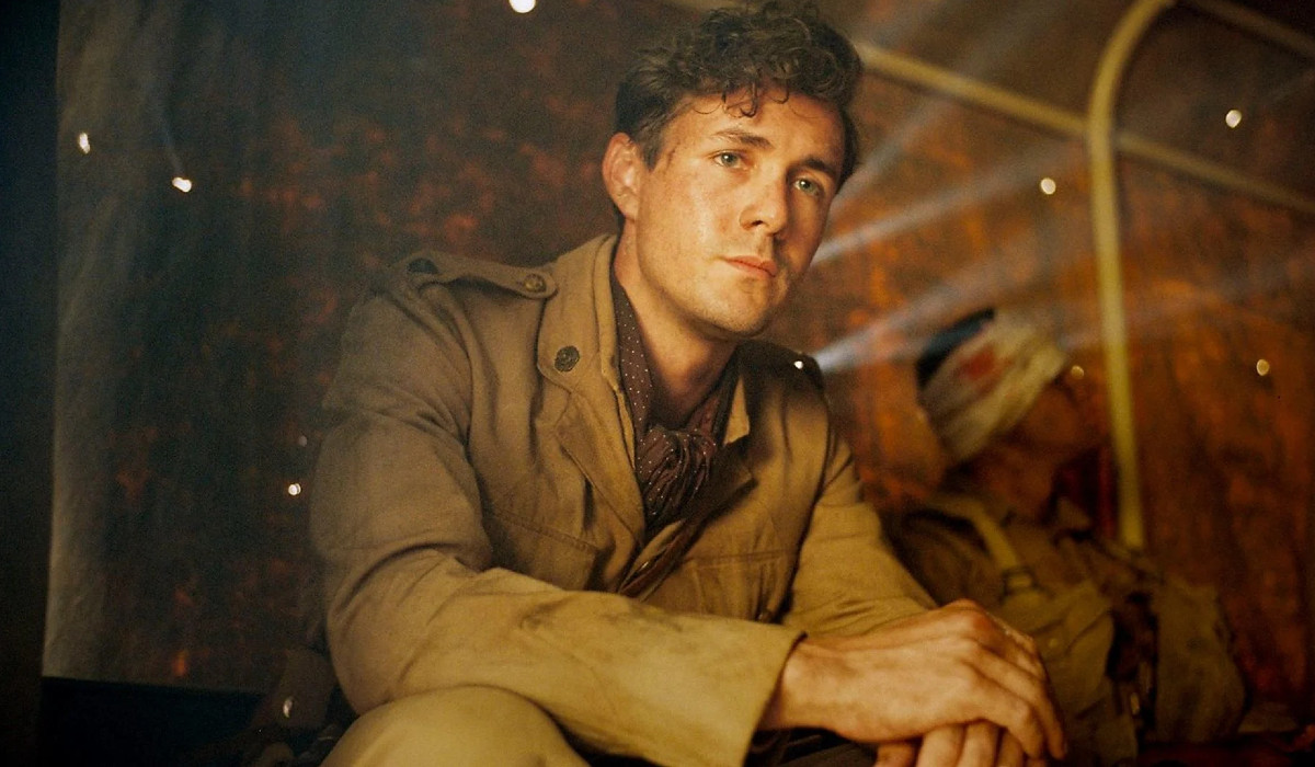 Jonah Hauer-King in World on Fire season 2.