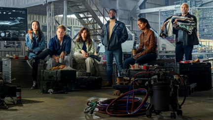 Kim Yoon-ji, Billy Magnussen, Ursula Corbero, Kevin Hart, Gugu Mbatha-Raw, and Vincent D'Onofrio in Lift