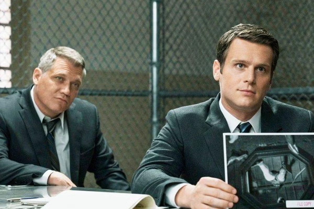 Jonathan Groff as Holden Ford and Holt McCallany as Bill Tench in Mindhunter season 2