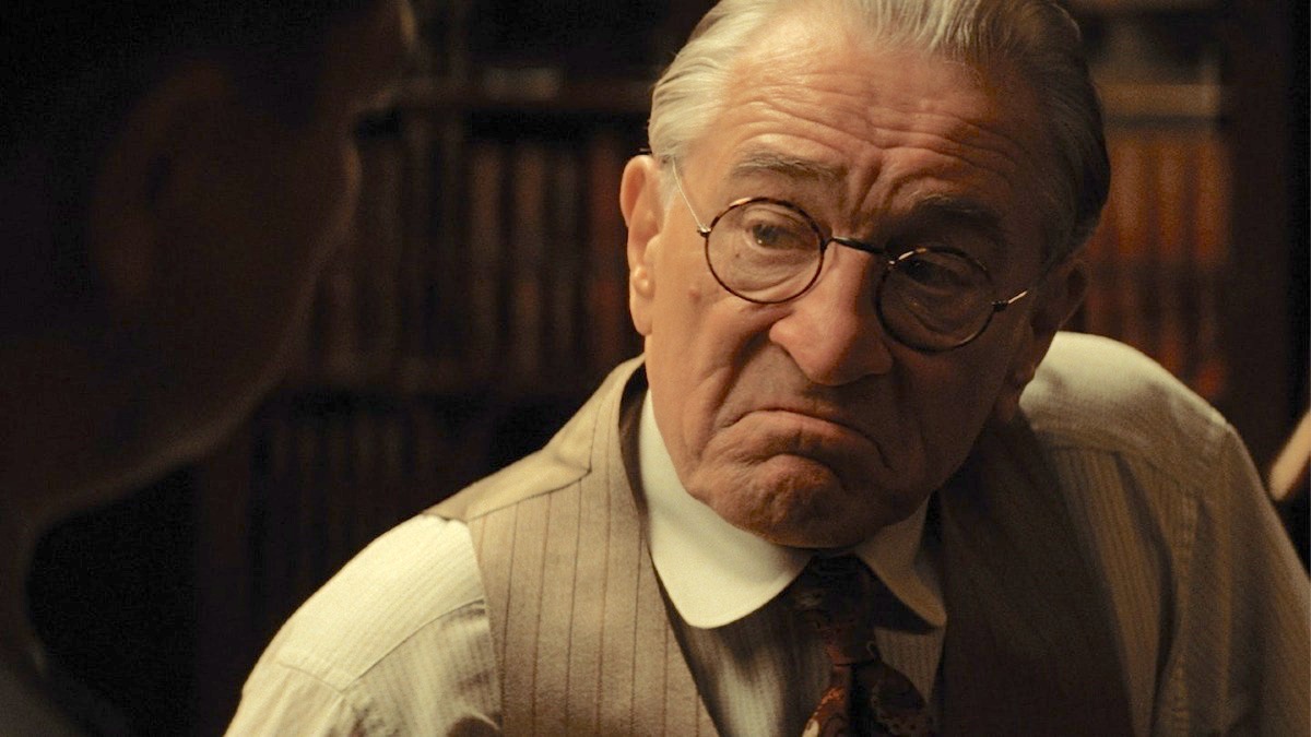 Robert De Niro frowns as William Hale in 'Killers of the Flower Moon'