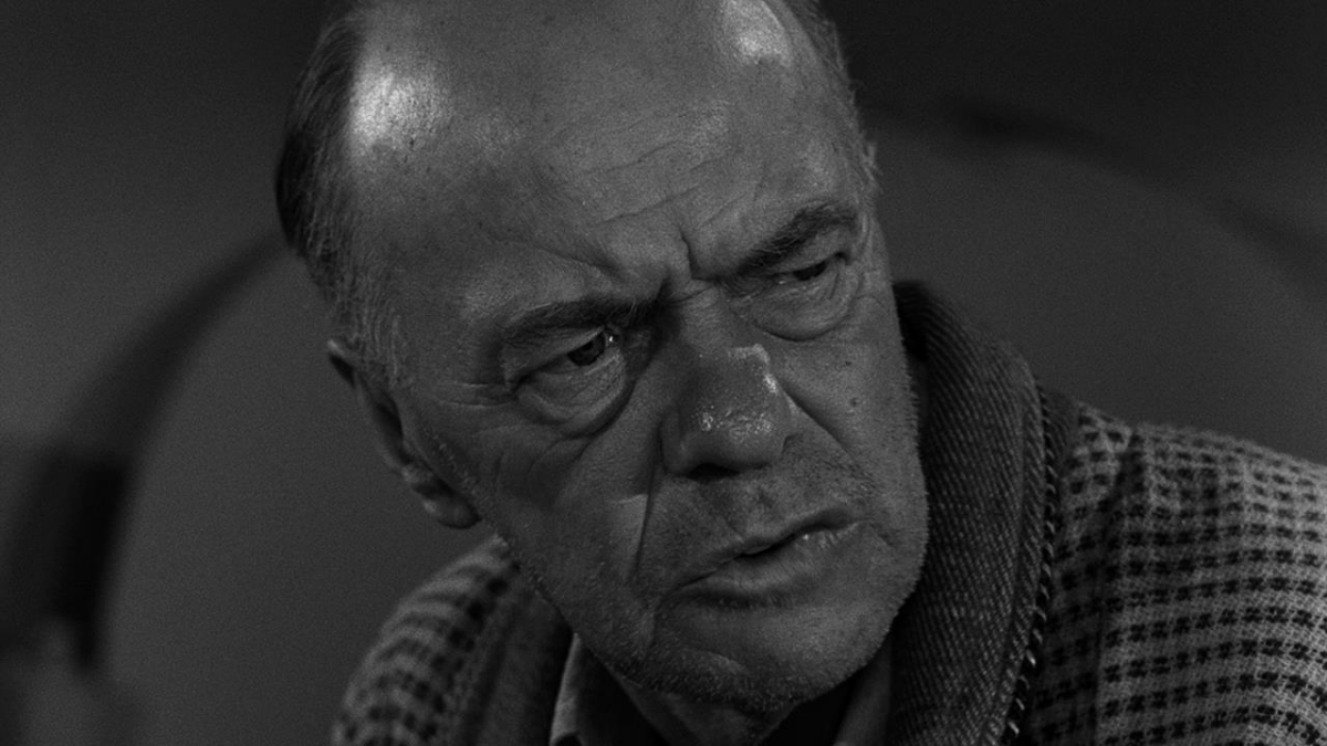 An older man looks distressed in the Twilight Zone episode Kick The Can