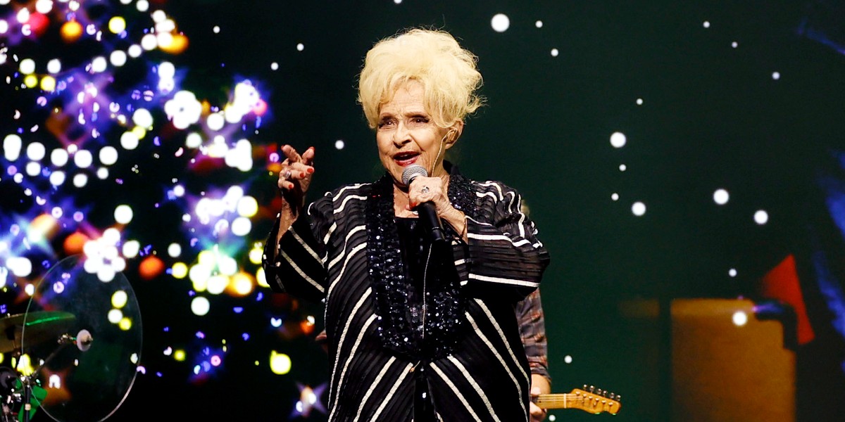 Brenda Lee performing at All for the Hall concert