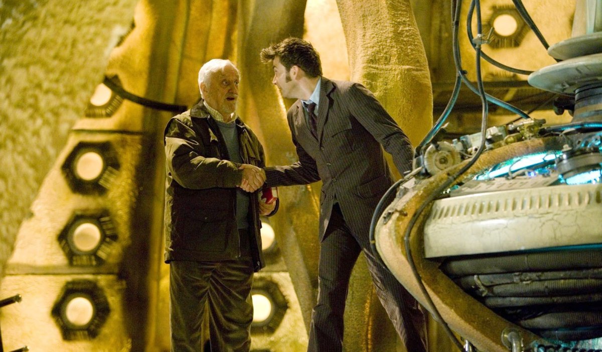 Bernard Cribbins as Wilf and David Tennant as the Tenth Doctor in Doctor Who: The End of Time part 1