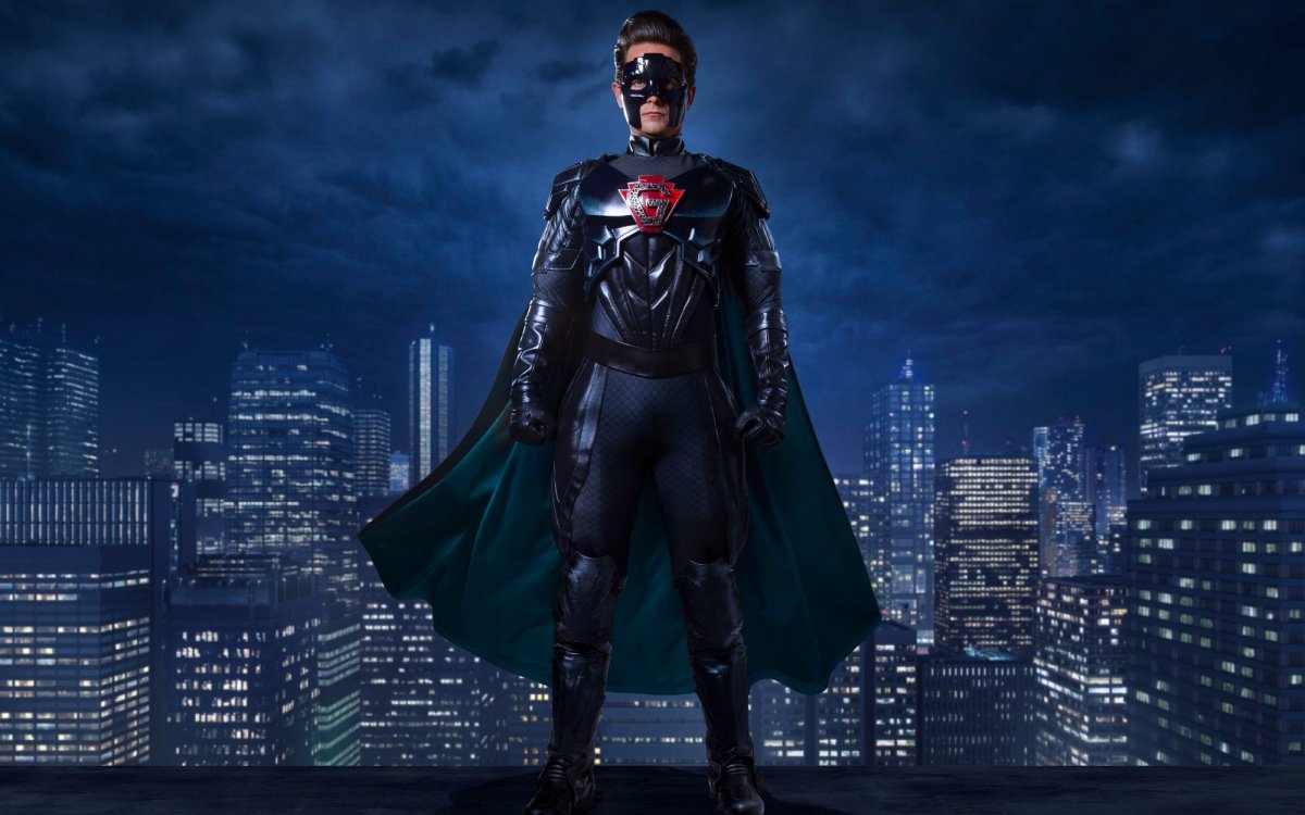 Justin Chatwin as The Ghost in Doctor Who: The Return of Doctor Mysterio