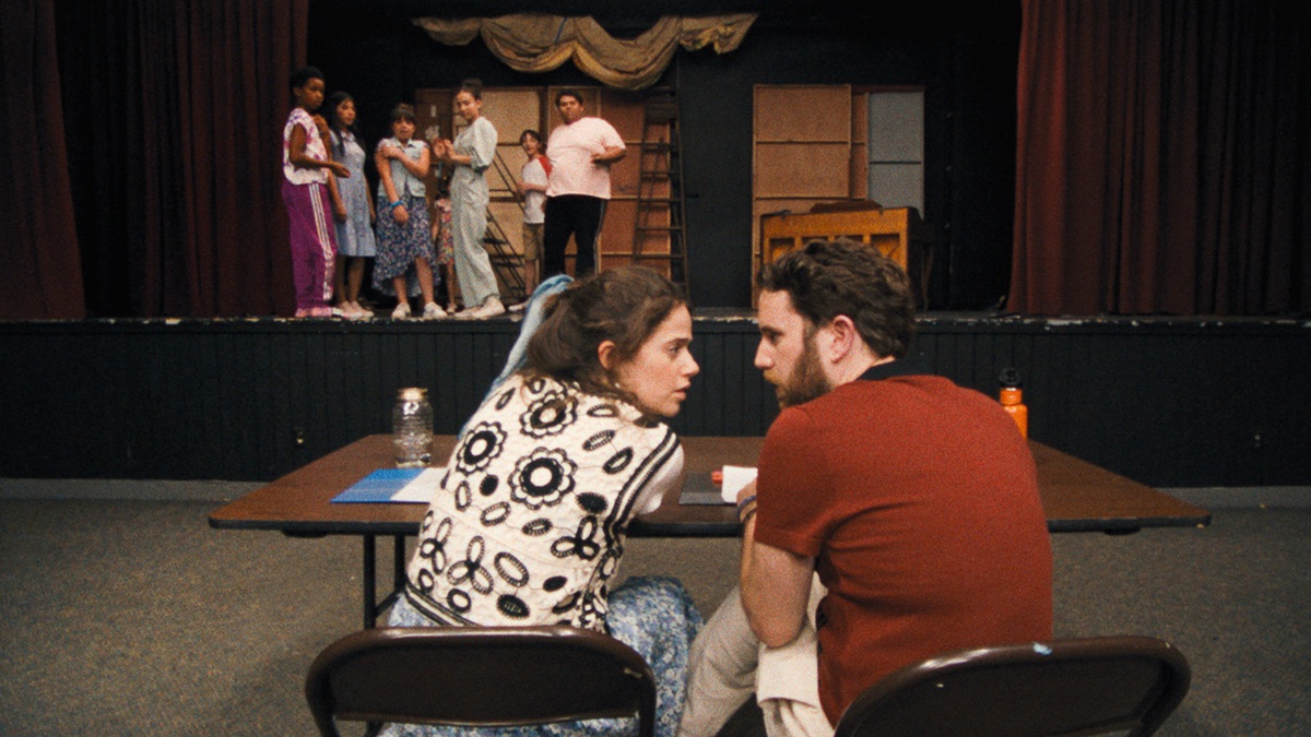 Molly Gordon and Ben Platt star in Theater Camp