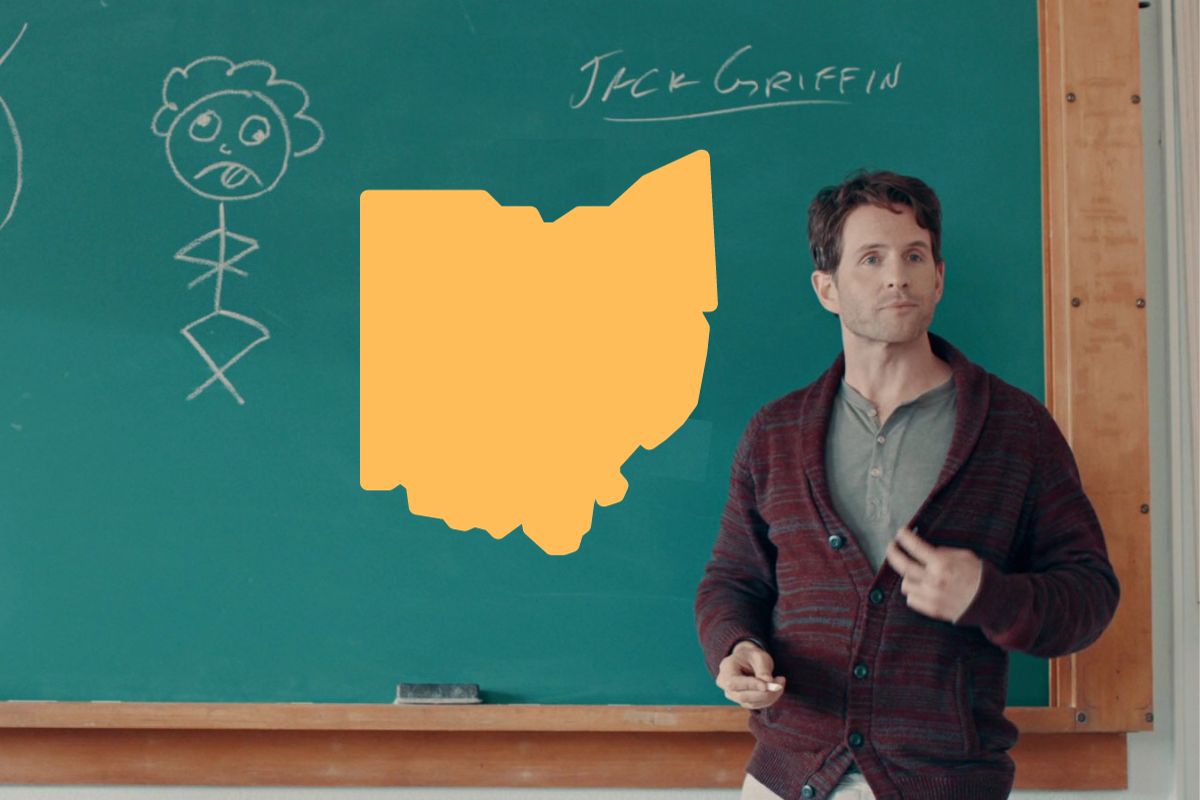 Glenn Howerton in AP Bio talking about California but it's covered by an image of Ohio.