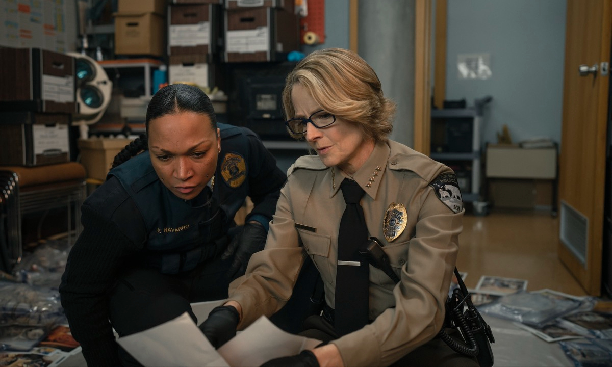 Kali Reis and Jodie Foster in 'True Detective: Night Country,' episode 3