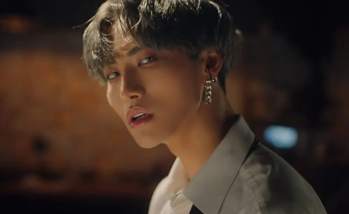 Seongwha in ATEEZ "The Inception" music video.