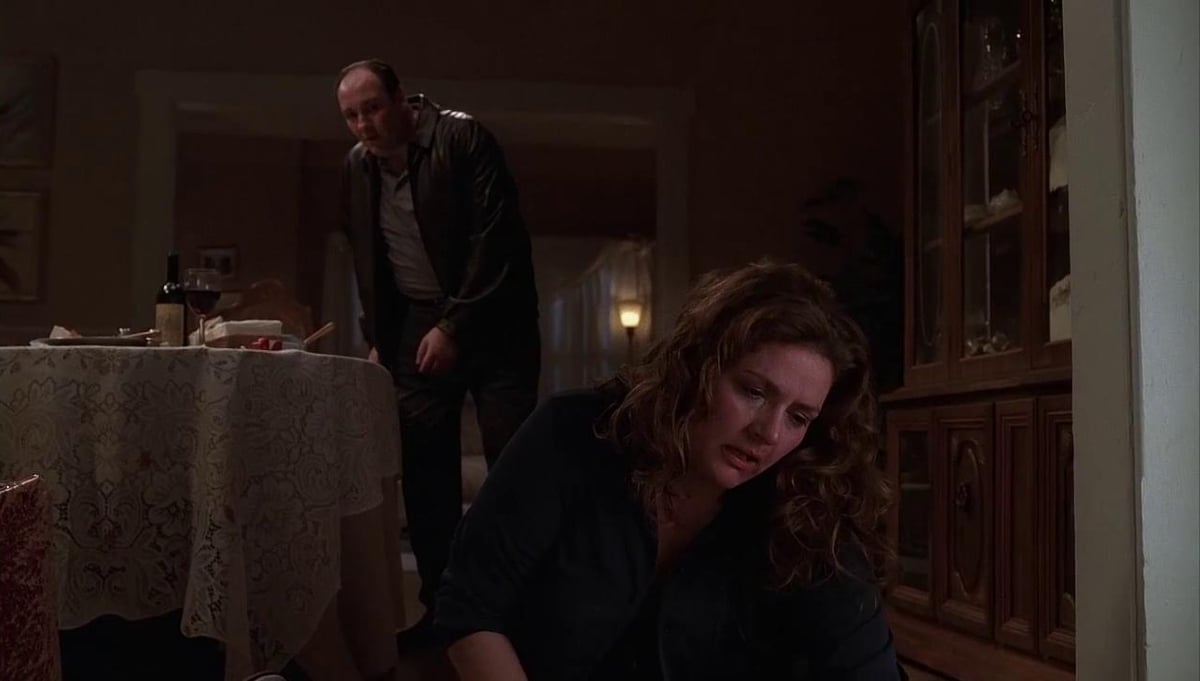 Tony Soprano (James Gandolfini) and his sister Janice (Aida Turturro) in 'The Sopranos' season 2, episode 12 "Knight in White Satin Armor"