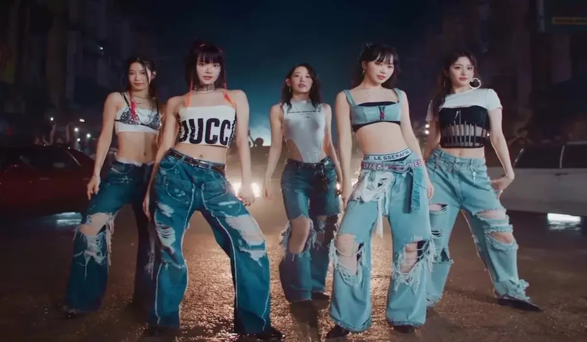 Chaewon, Sakura, Yunjae, Kazuha, Eunchae in the UNFORGIVEN music video.