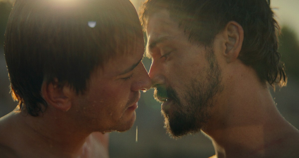 Alexander: The Making of a God, gay kiss scene