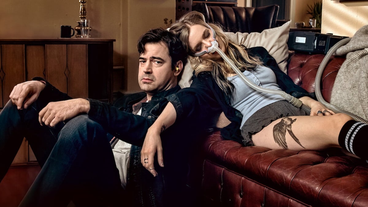 Ron Livingston as Sam Loudermilk and Anja Savcic as Claire in Loudermilk