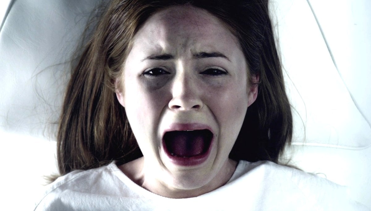 Amy Pond (Karen Gillan) screaming
