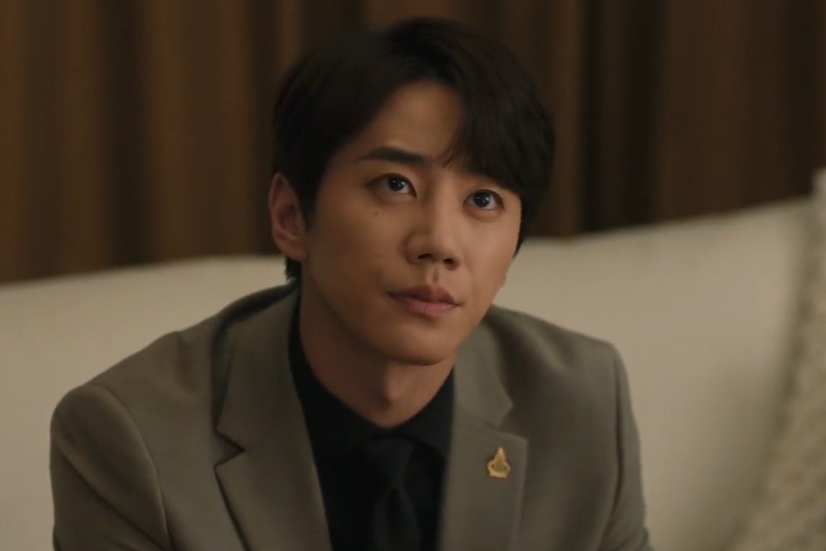 Lee Jun-young being confronted by Hyewon over Tae-oh's condition in Episode 6 of The Impossible Heir