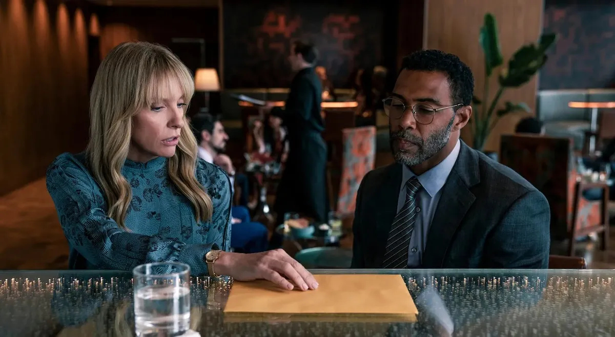 Toni Collette as Laura Oliver and Omari Hardwick as Gordon Oliver in Pieces of Her