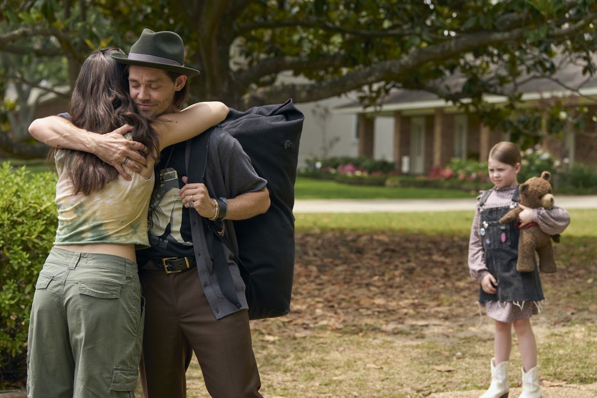tom payne hugging dewanda wise in imaginary