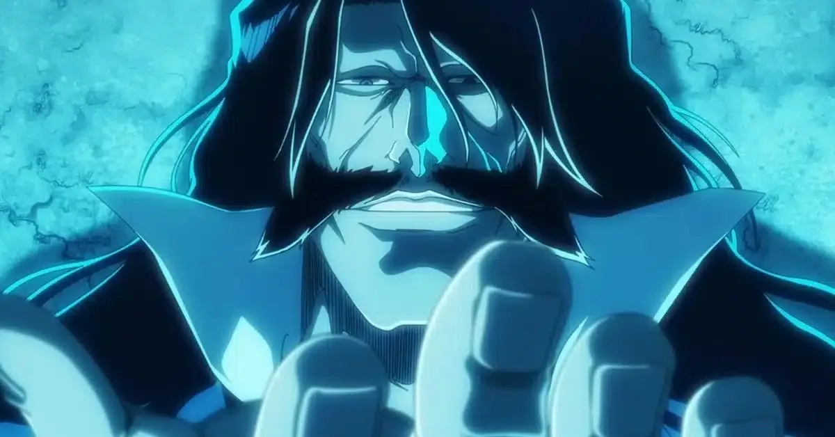 Yhwach grins surrounded by a blue aura in "Bleach" 