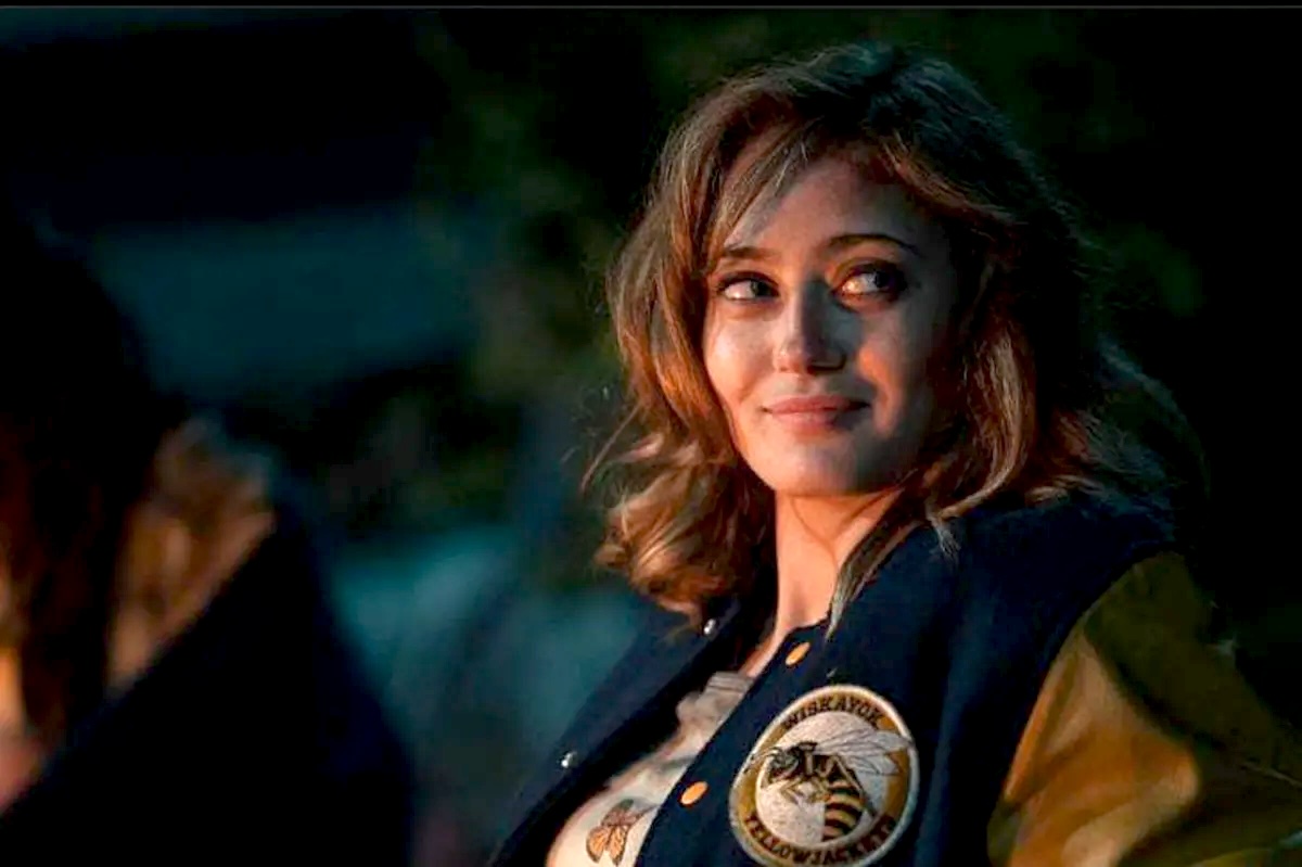 Ella Purnell in Yellowjackets.