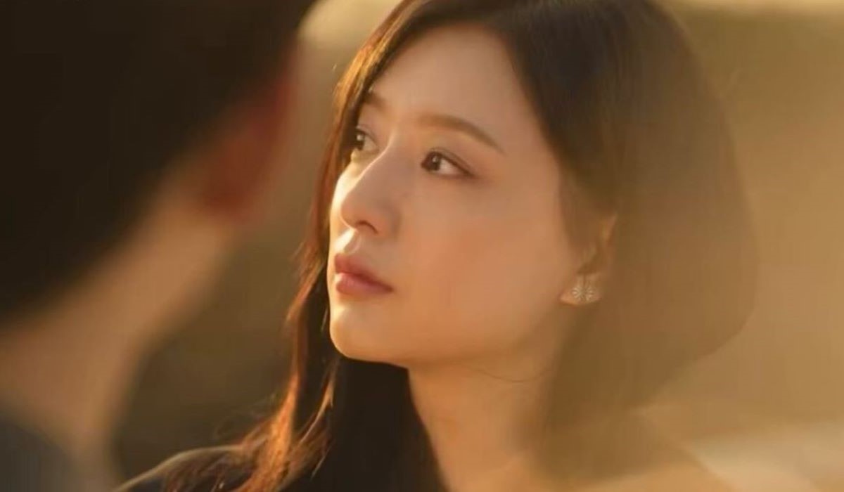 Hae-in rejecting Hyun-woo after his second proposal in Queen of Tears