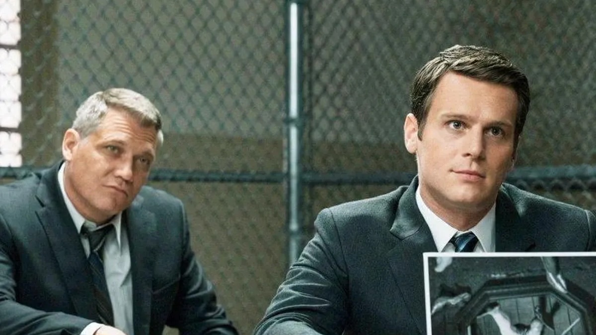 Jonathan Groff as Holden Ford and Holt McCallany as Bill Tench in Mindhunter season 2 