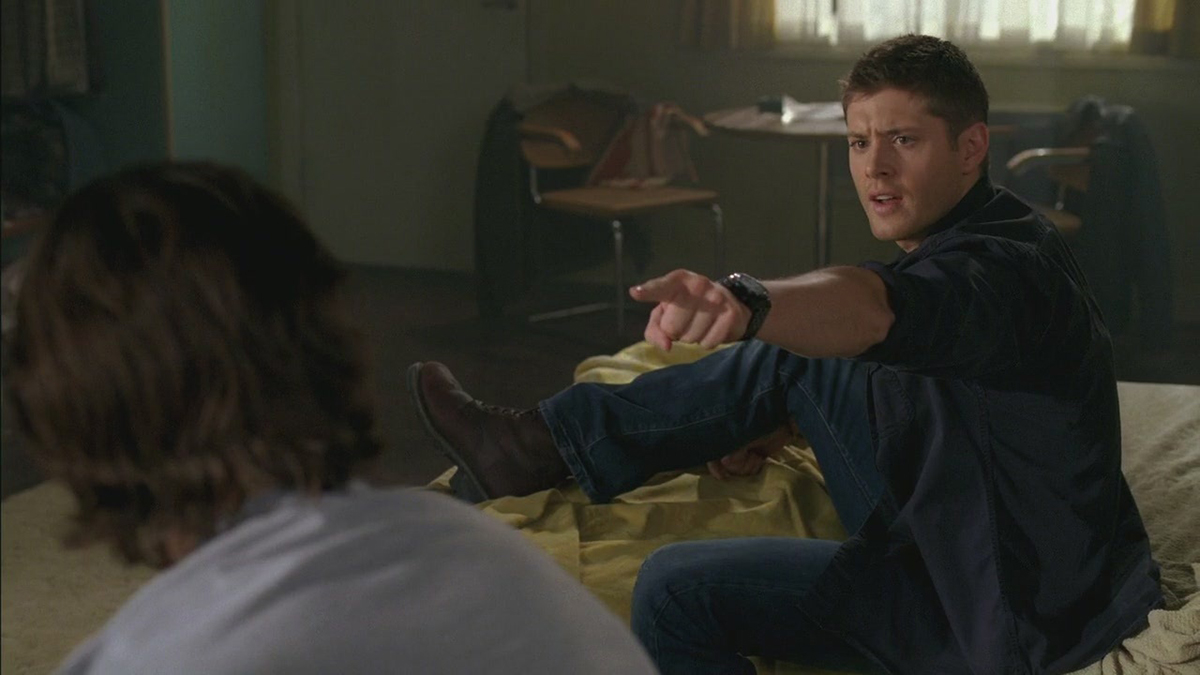 dean singing in supernatural while pointing