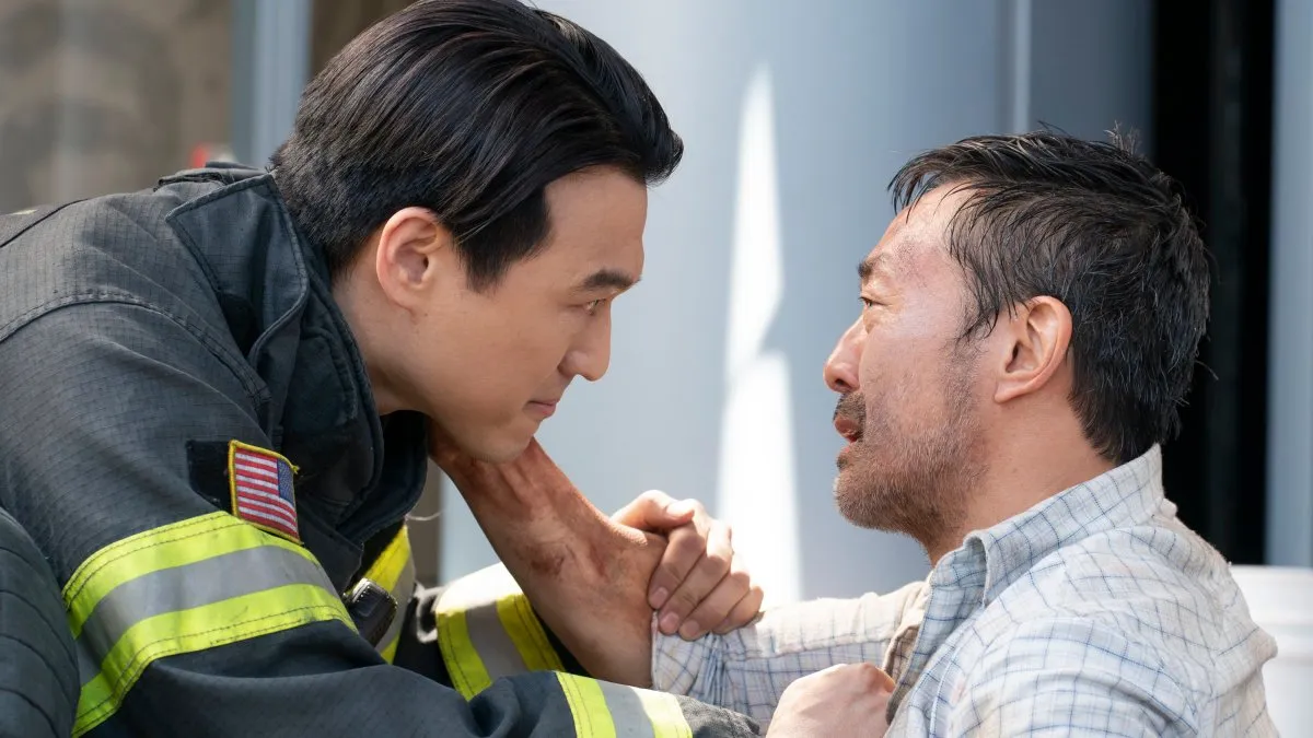 James Chen as Kevin and Kenneth Choi as Chimney in 9-1-1