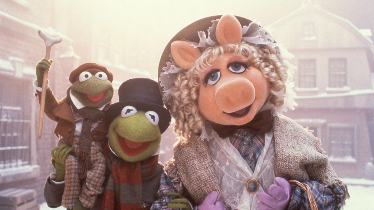 Robin the Frog, Kermit the Frog, and Miss Piggy