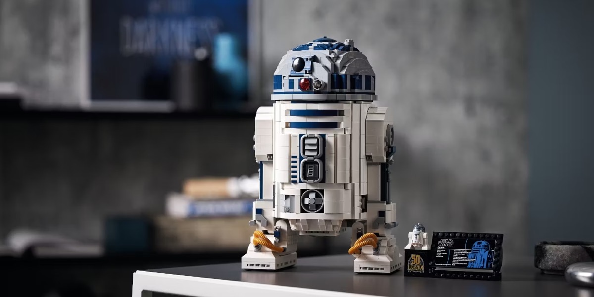 LEGO R2-D2 sits on a kitchen table 