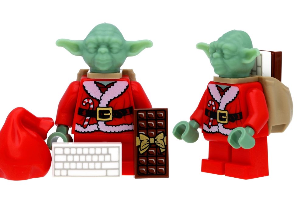 Santa Yoda Lego Minifigure