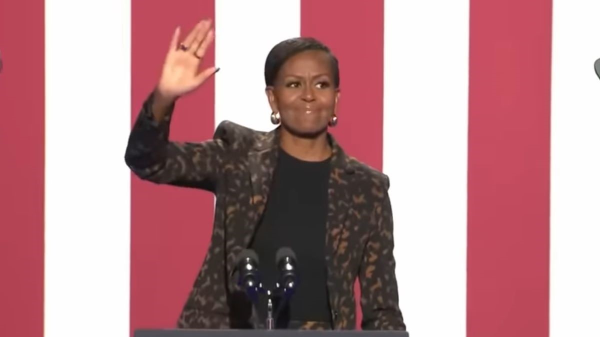 A Random UFC Fighter Insults Michelle Obama, The Internet Sighs