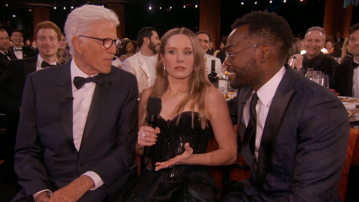 kristen bell and ted danson and william jackson harper at the sag awards