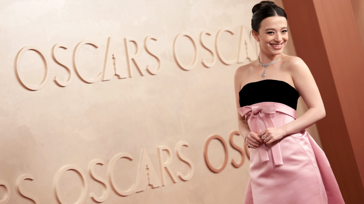 Mikey Madison poses at the 97th Academy Awards