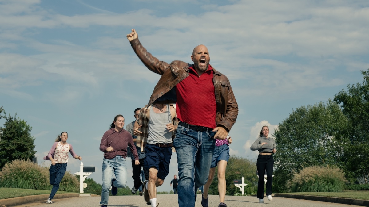 David Denman running straight ahead