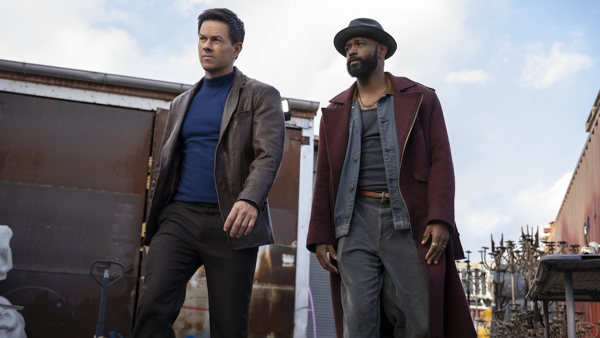 mark wahlberg and lakeith standfeld standing next to each other