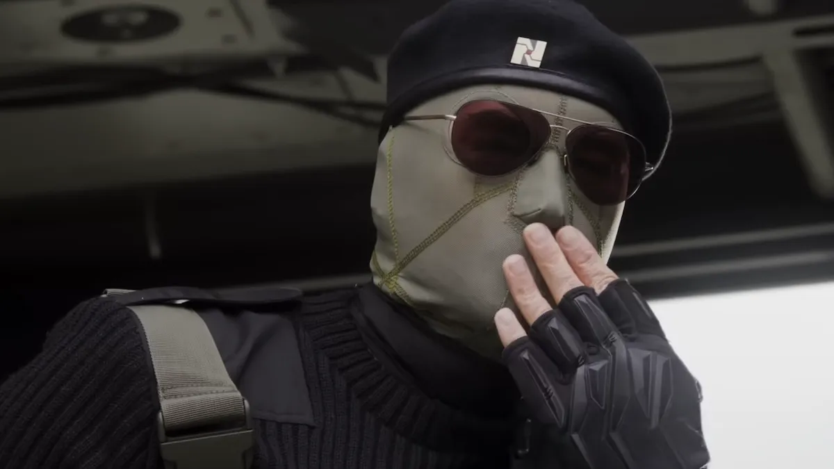 lee pace kissing glen powell