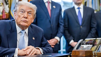 Donald Trump calls a reporter 