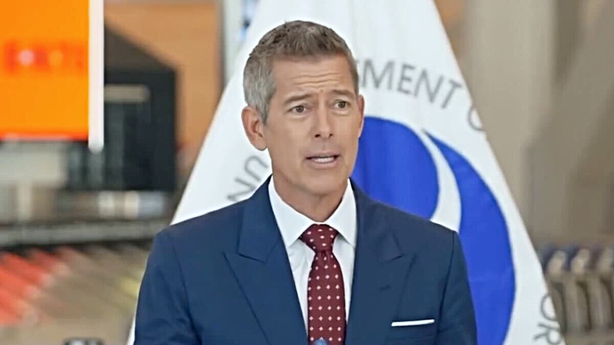 Sean Duffy issues suggestions for air travel