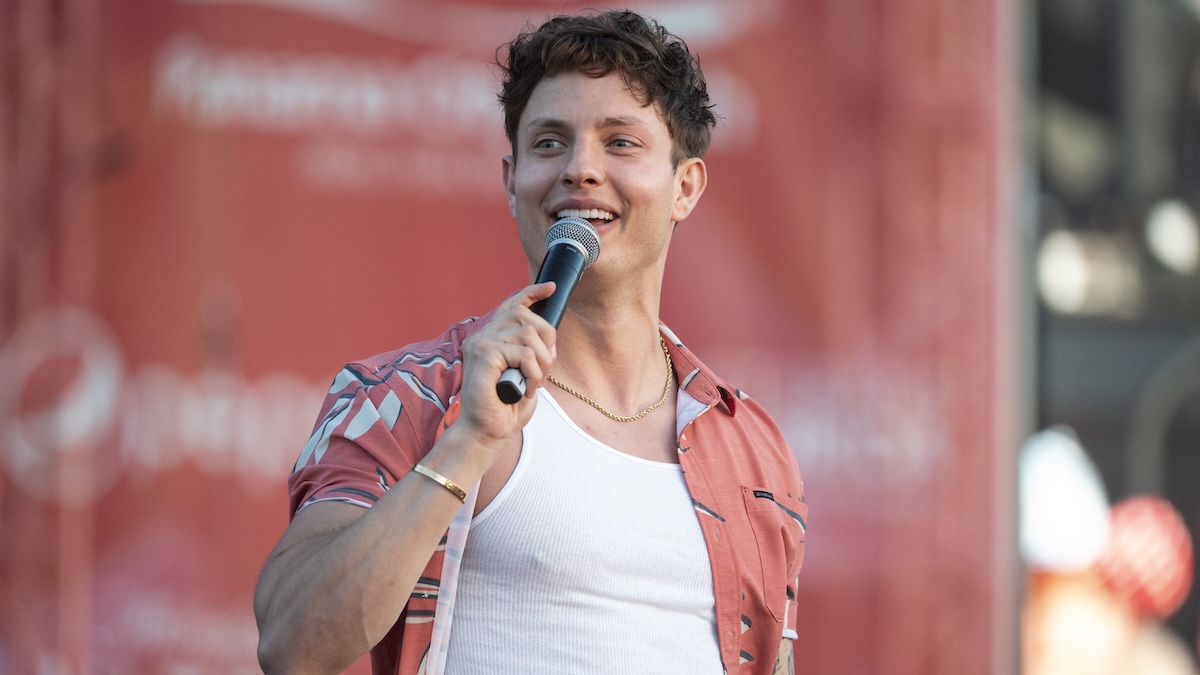 matt rife microphone