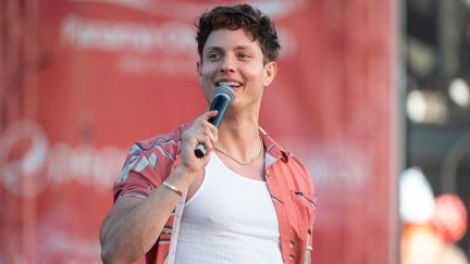 matt rife microphone