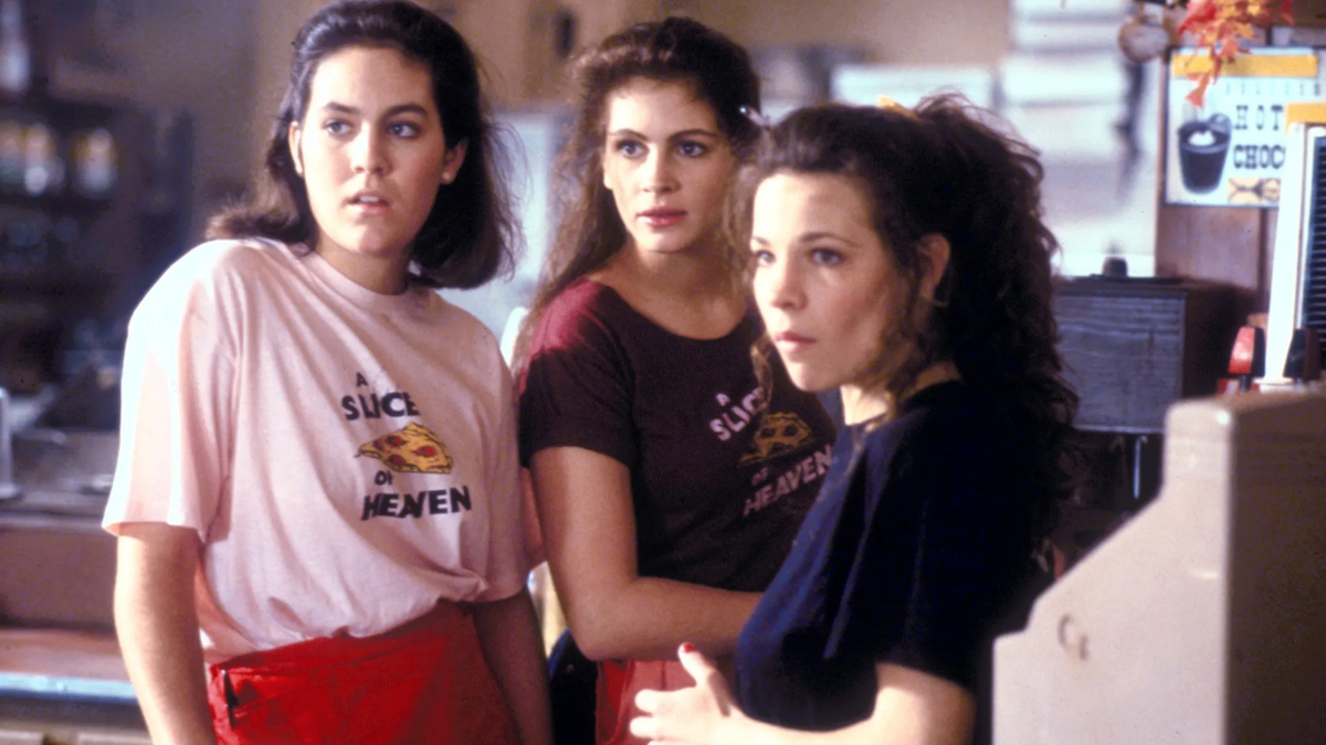 mystic pizza three girls