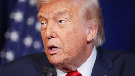 Donald Trump confuses an Israeli falcon for an American bald eagle