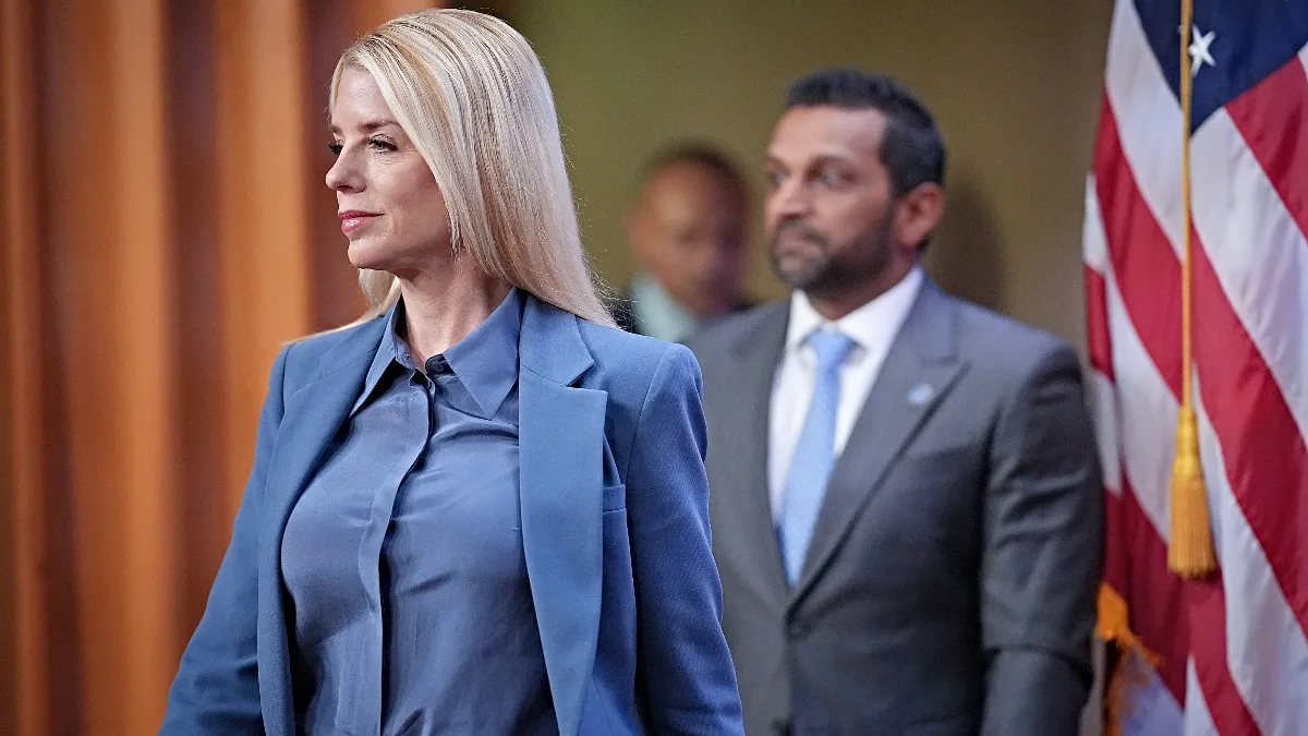 Pam Bondi asks Minneapolis Mayor to share voter database to get ICE off streets