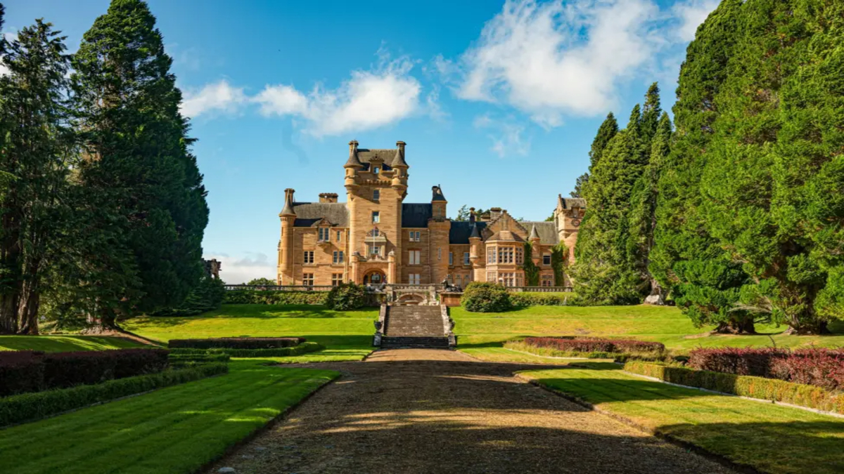 An image of Ardross Castle, where the show is filmed