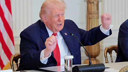 Trump forgets Maria Corina Machado a day after getting her Nobel Prize