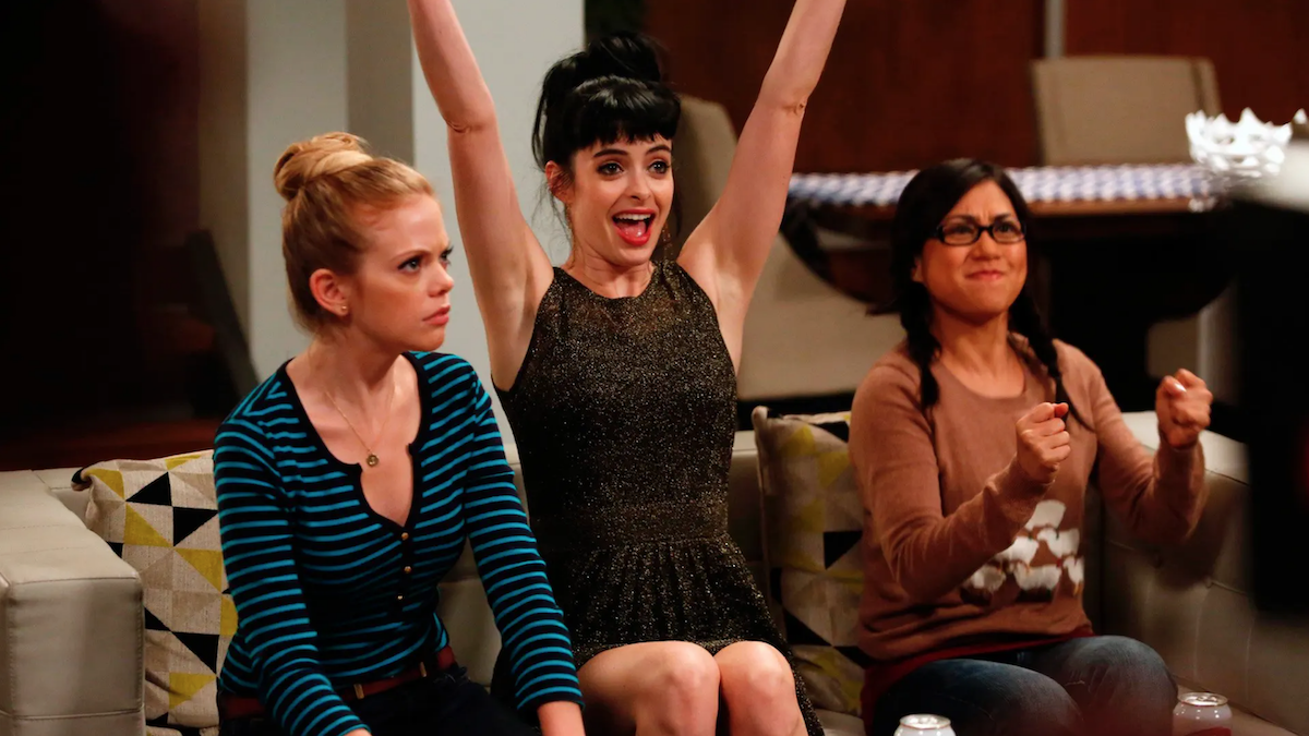 Dreama Walker, Krysten Ritter, and Liza Lapira on Don't Trust The B